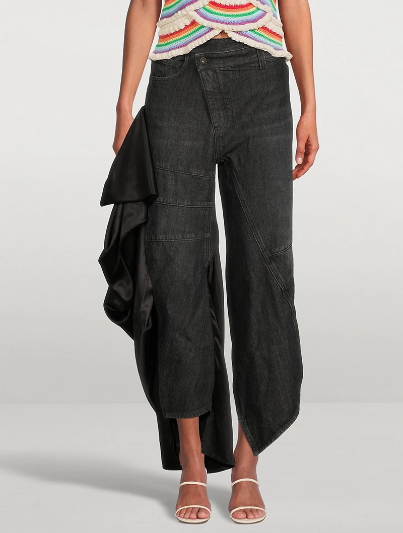 Curve-Leg Jeans With Satin Ruffle