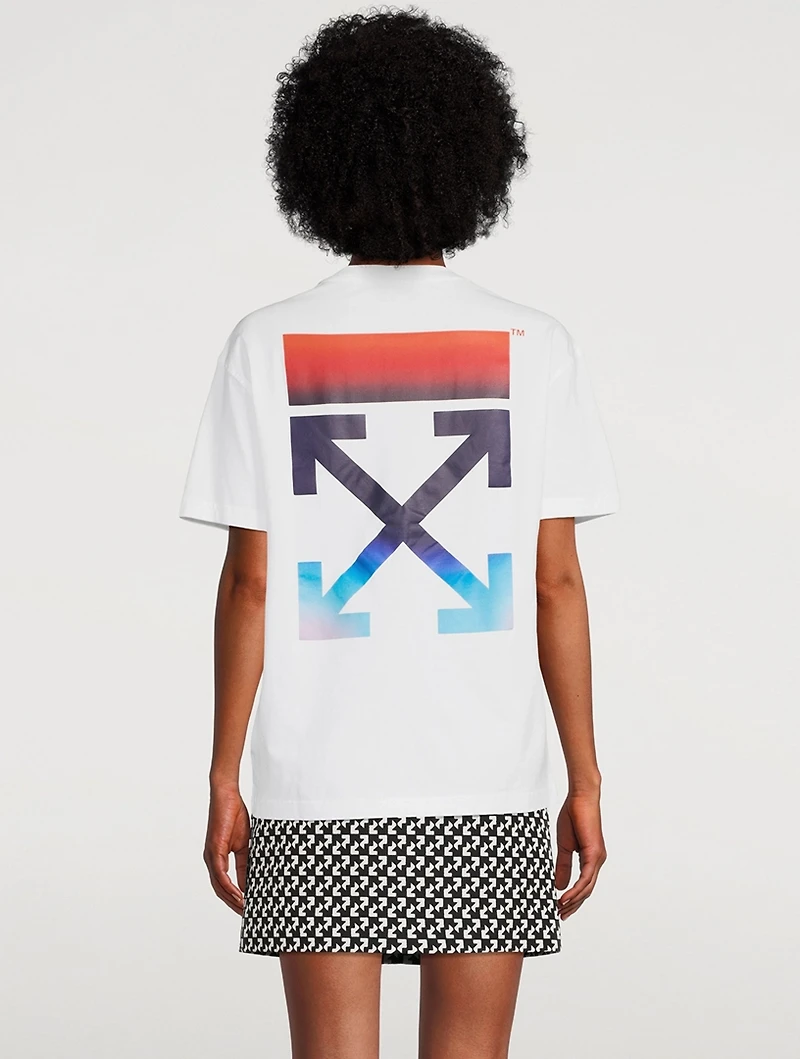 Blurred Arrows Gradient T-Shirt