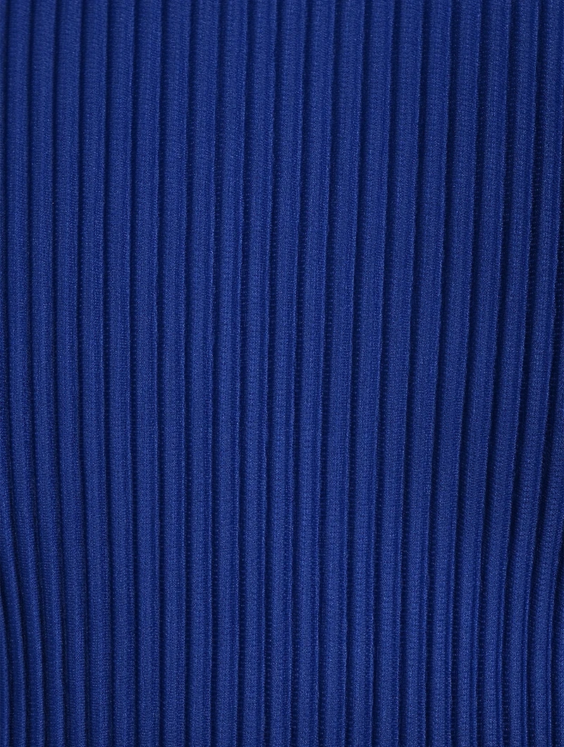 Monthly Colour December Long-Sleeve T-Shirt