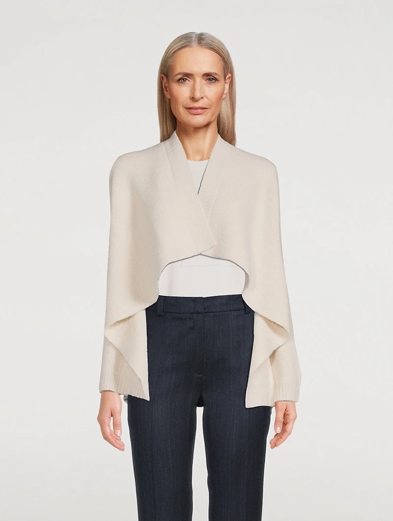Cropped Bouclé Cape