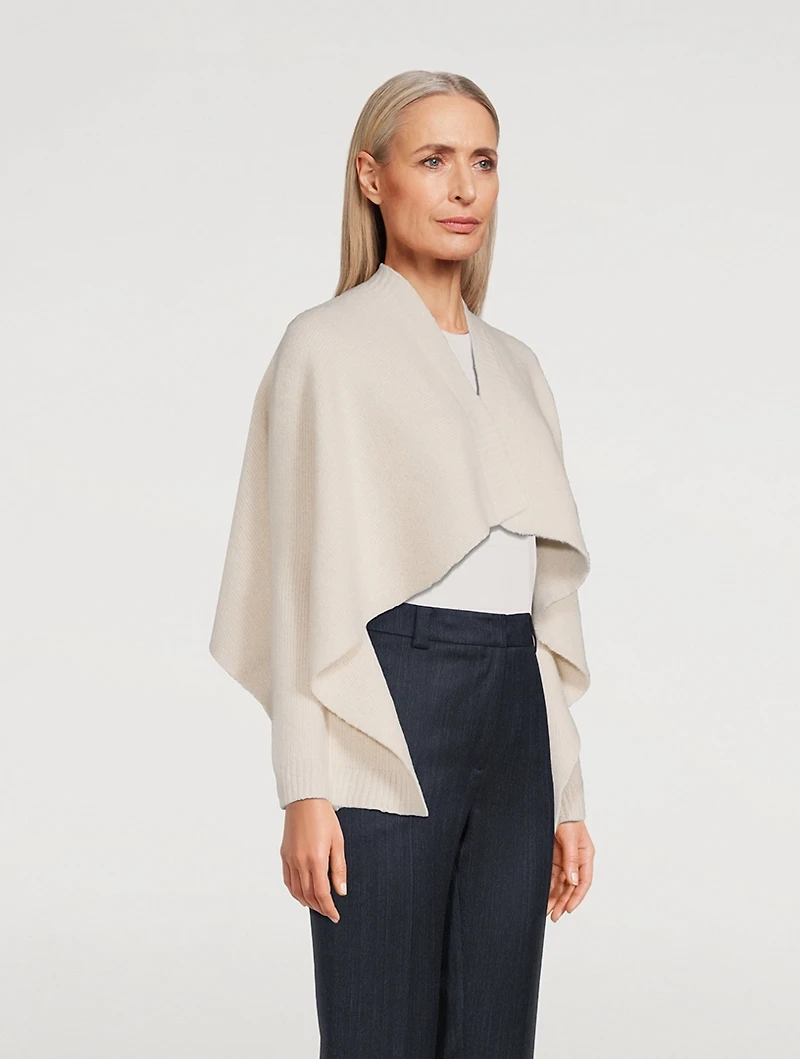 Cropped Bouclé Cape