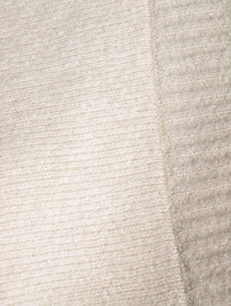Cropped Bouclé Cape