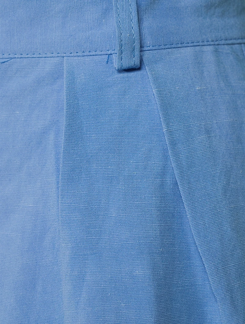 The Linen Shorts