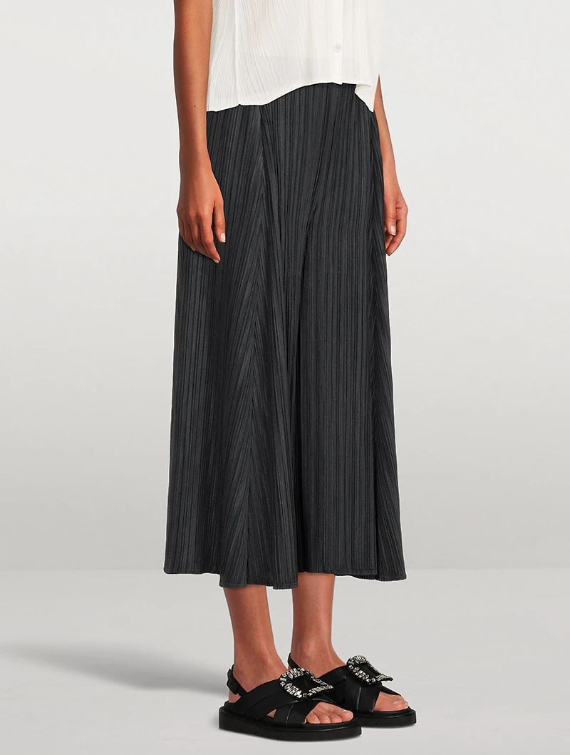 Mellow Pleats Pants