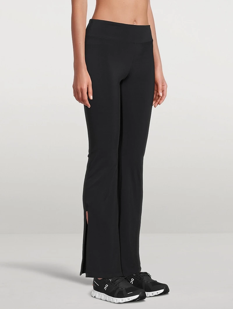 Illuminate High-Rise Blackout Flare Leggings