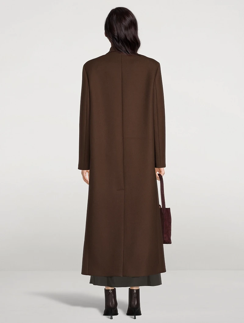 Pella Coat