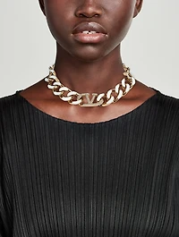 VLOGO Chain Necklace With Crystals