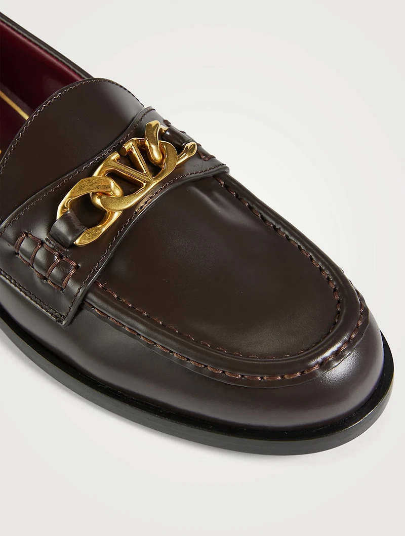 VLOGO Chain Leather Loafers