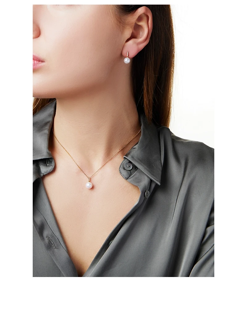 Classic 18K Gold Freshwater Pearl Drop Earrings With Diamonds