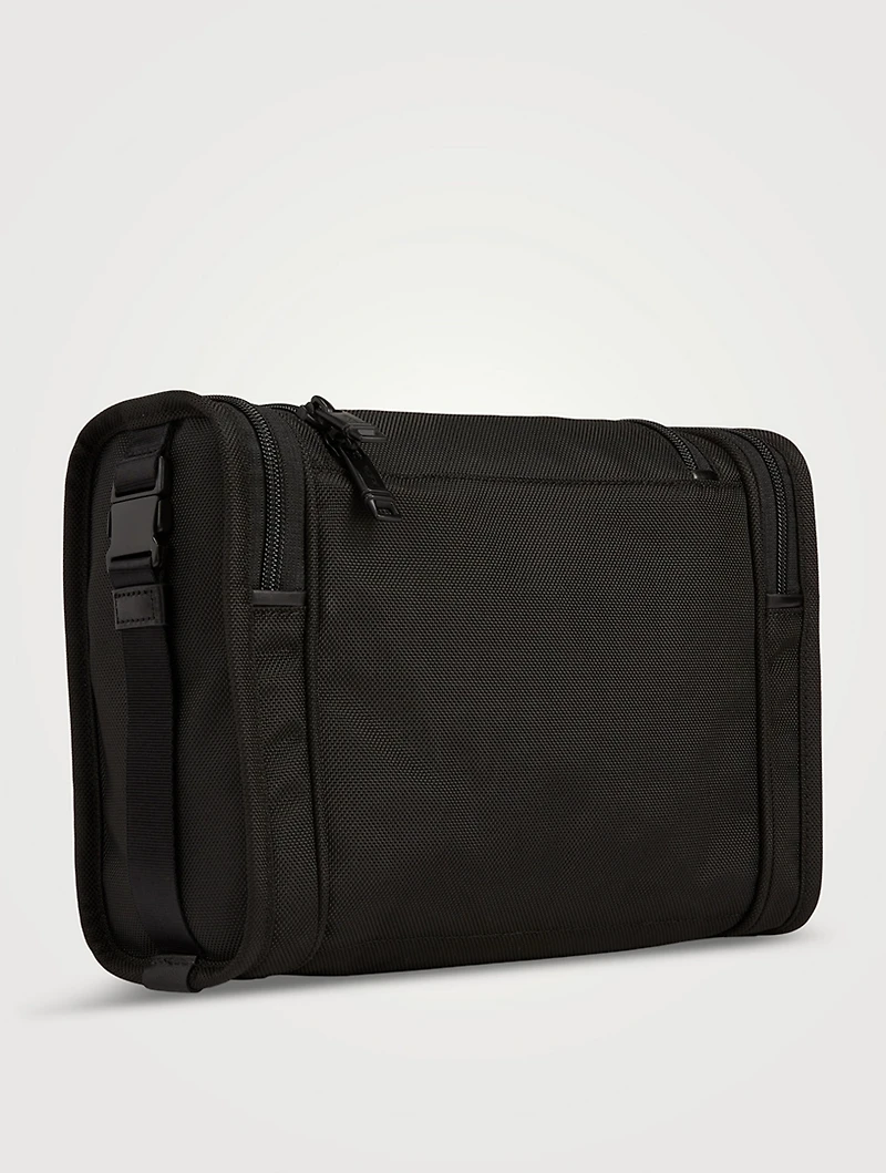 Hanging Travel Kit