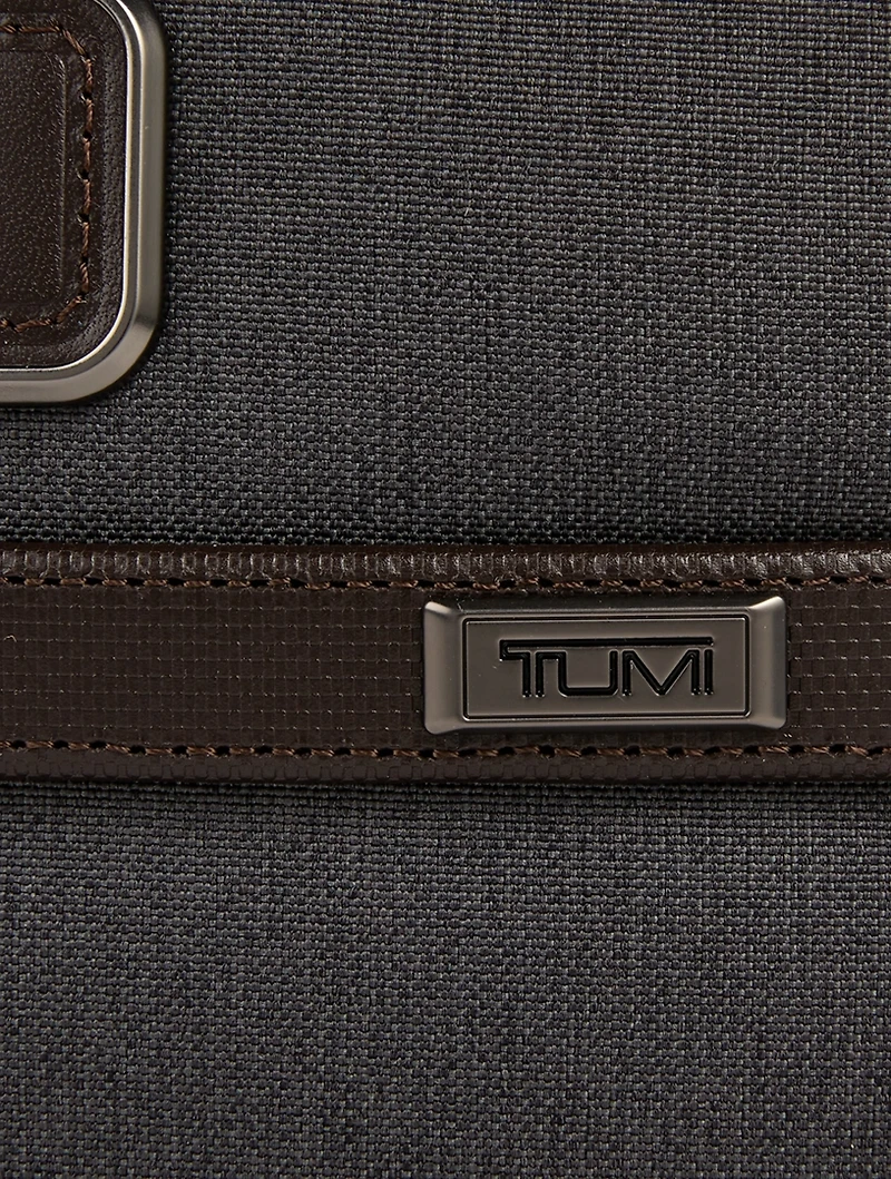 Split Travel Kit
