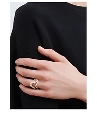 Grand Ensemble Ocean 18K Gold Engagement Ring With Diamonds