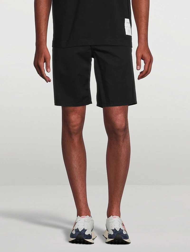 Aros Light Twill Shorts