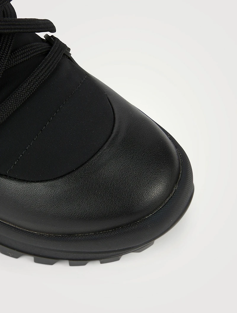 Conquer Puffer Boots