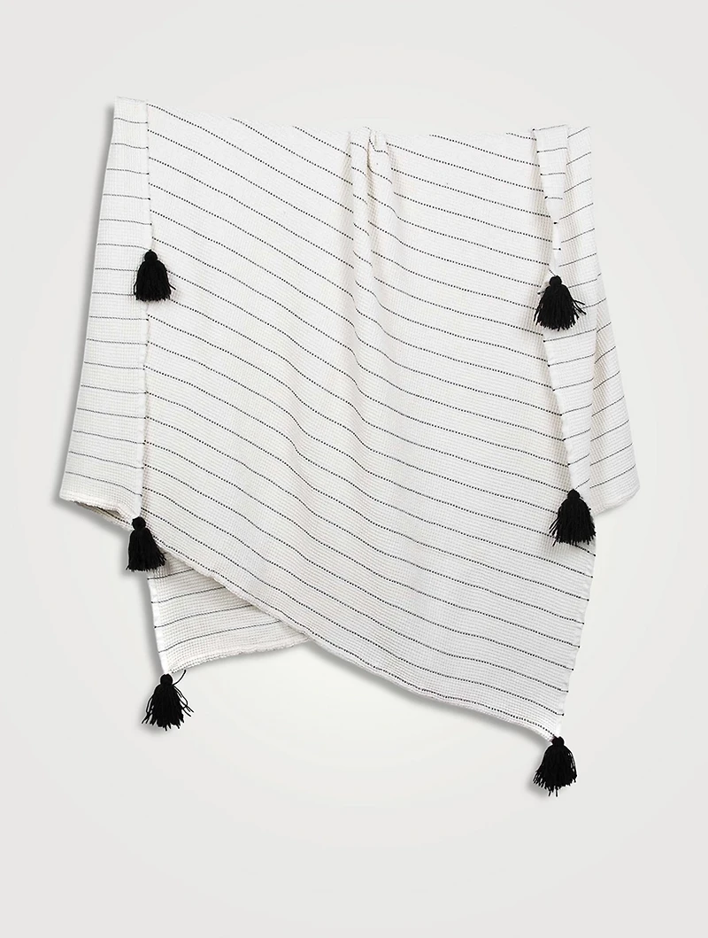 Arda Throw