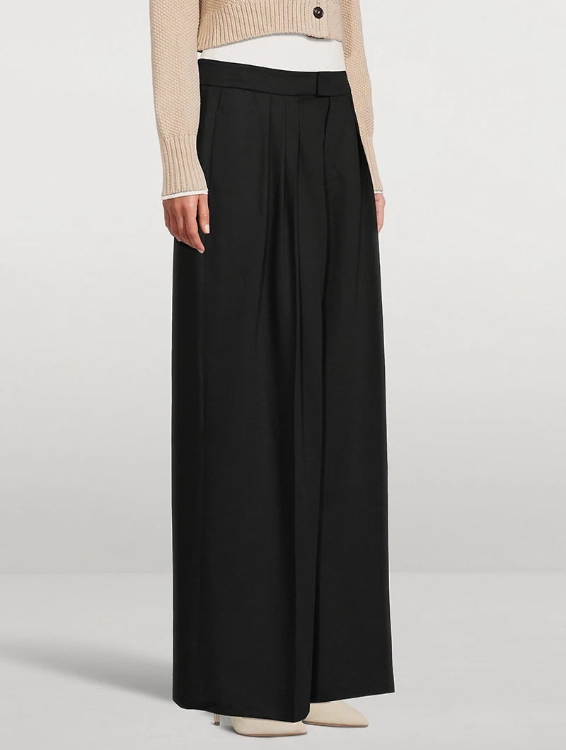 Relaxed Pleated Trousers