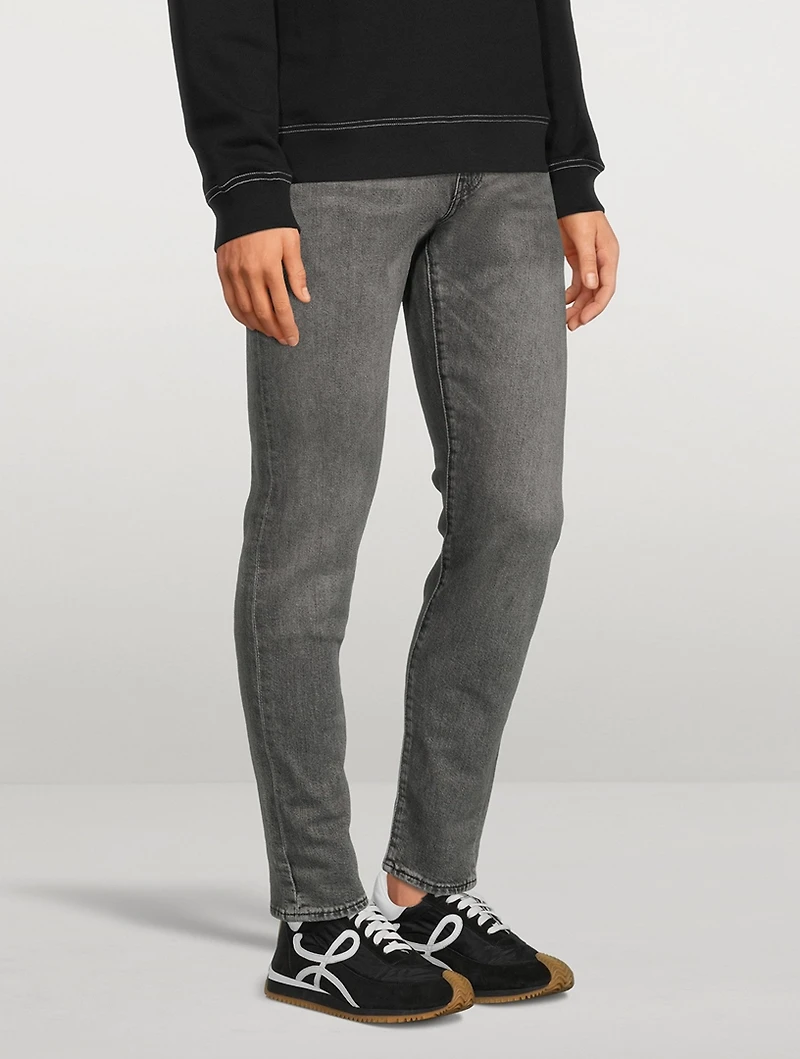 512 Slim Taper Flex Jeans