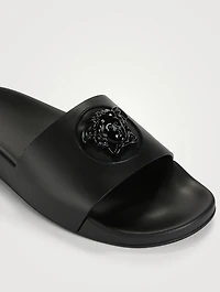 Le Medusa Leather Slides