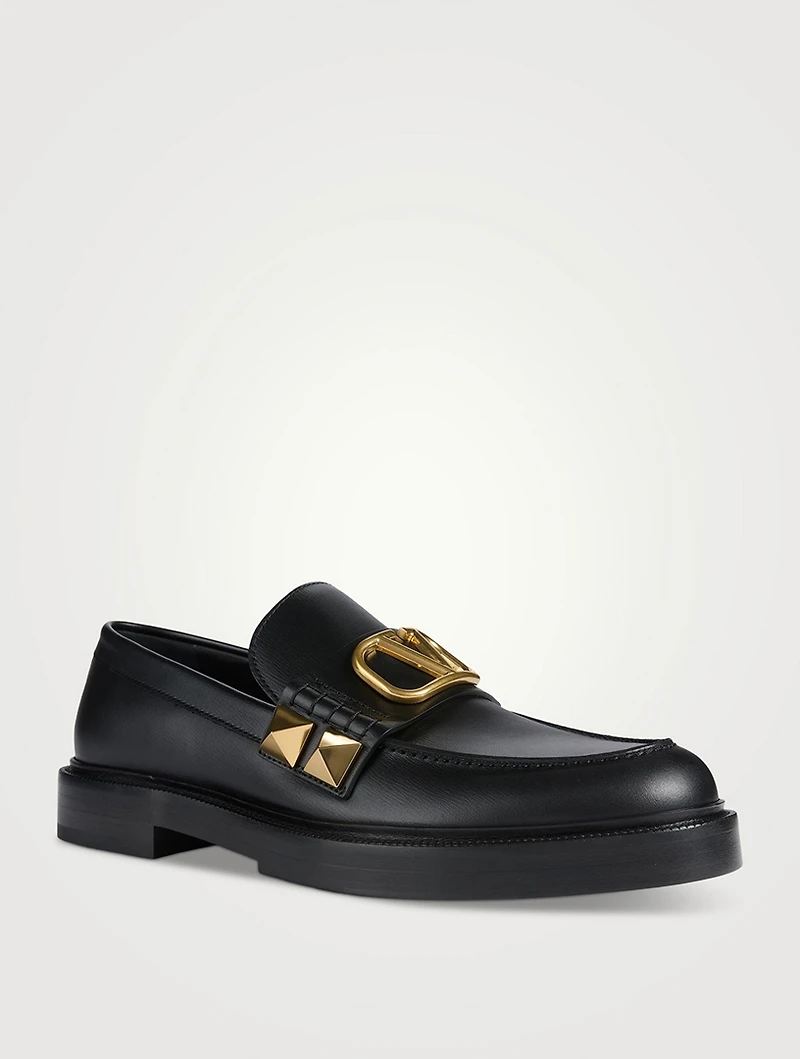 Stud Sign Leather Loafers