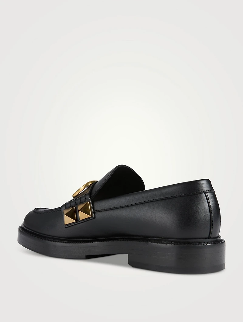 Stud Sign Leather Loafers