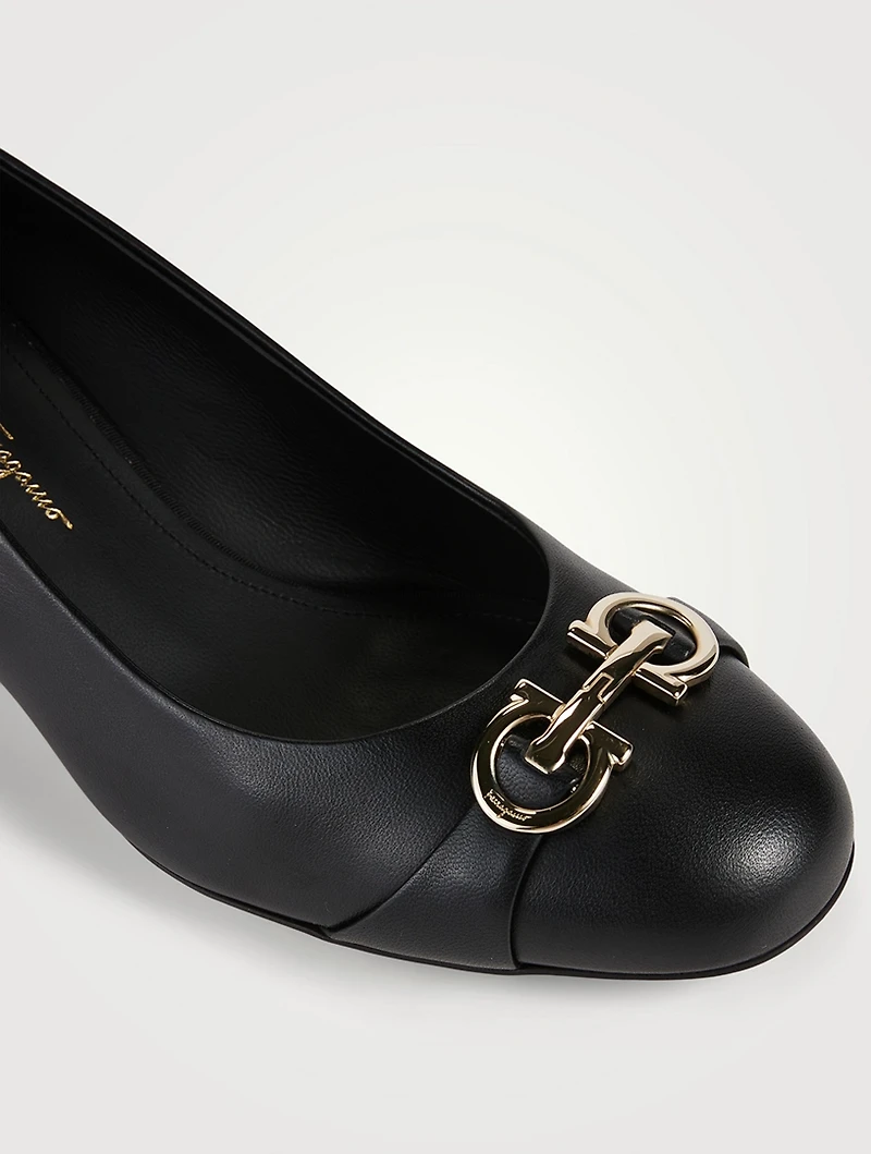 Double Gancini Leather Pumps