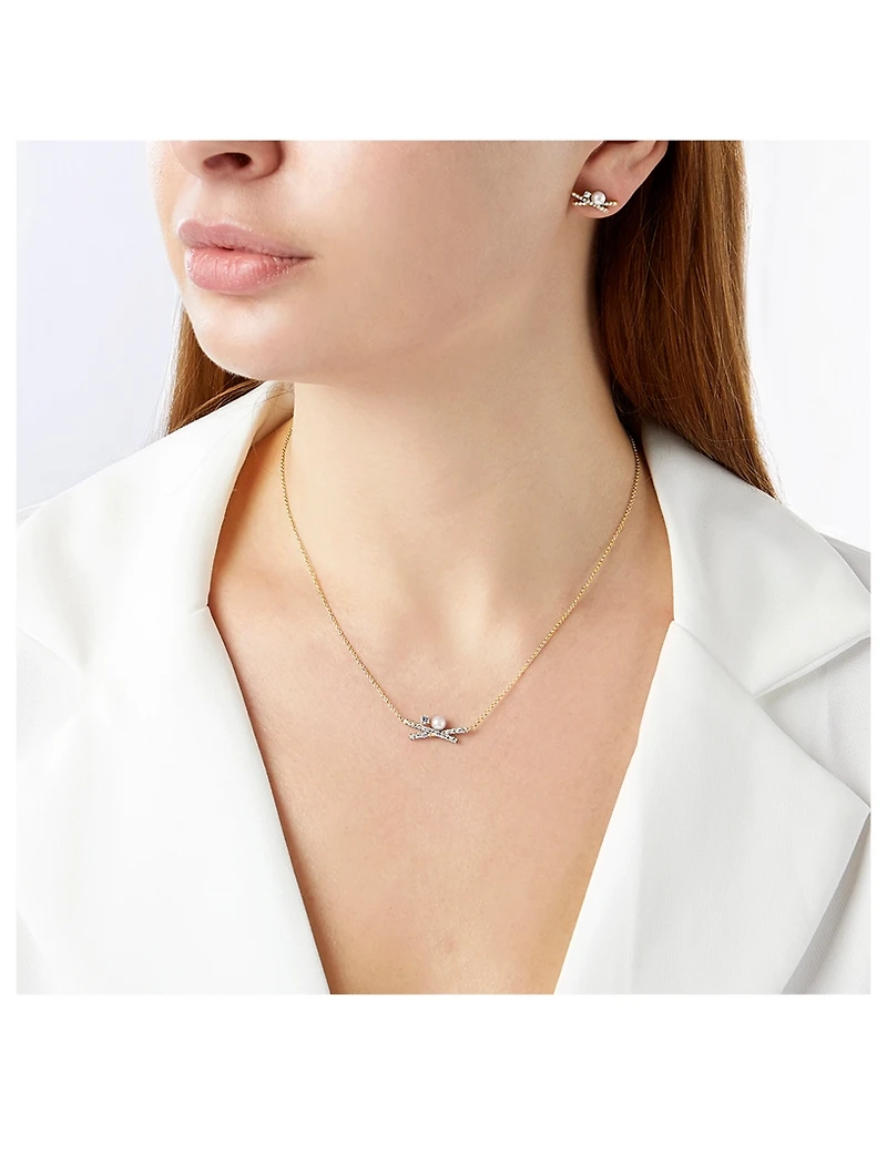 Sleek 18K Gold Akoya Pearl Necklace With Diamonds
