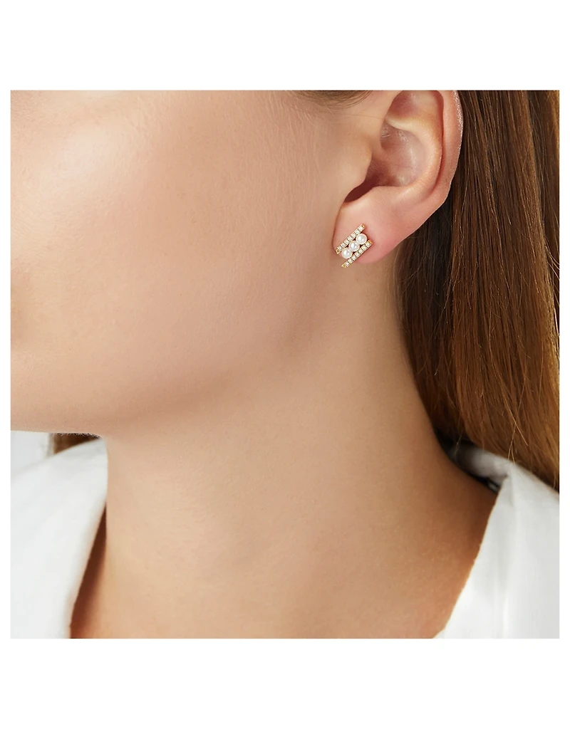 Sleek 18K Gold Akoya Pearl Stud Earrings With Diamonds