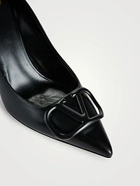 VLOGO Leather Pumps