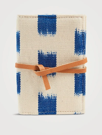Romelia Passport Holder