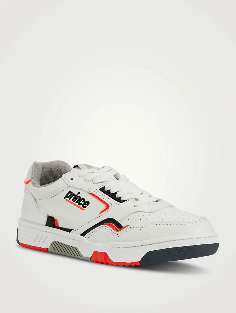 FST 838 Sneakers