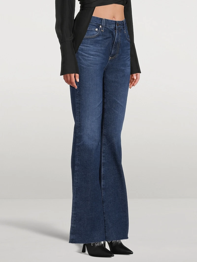 Alexxis Bootcut Jeans