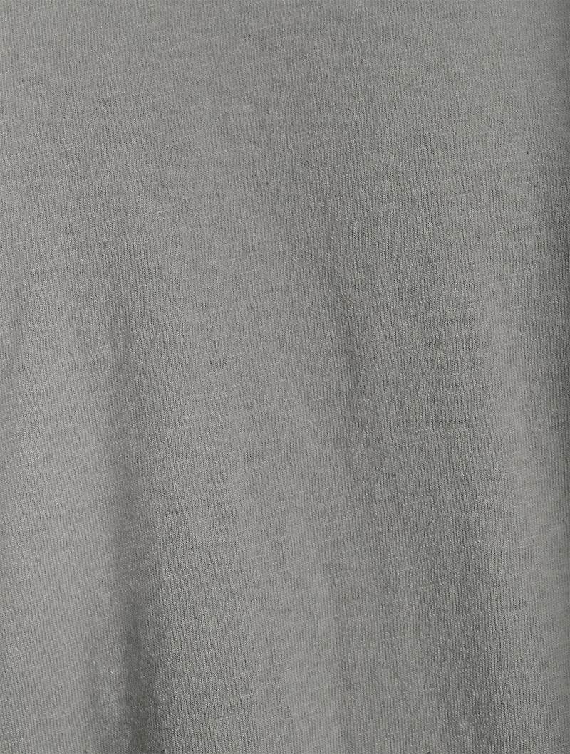 900 Mockneck Long-Sleeve T-Shirt