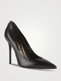 Iconic T Leather Pumps