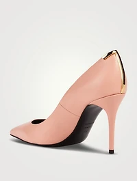 Iconic T Leather Pumps