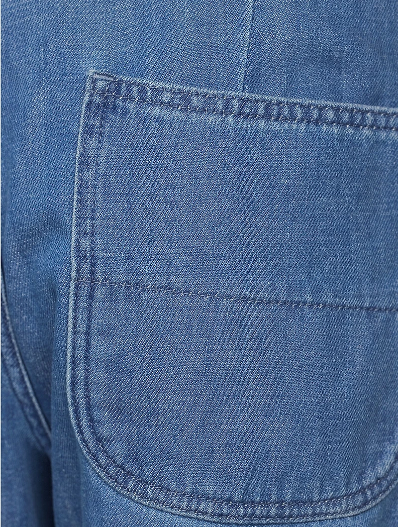 Straight-Leg Jeans
