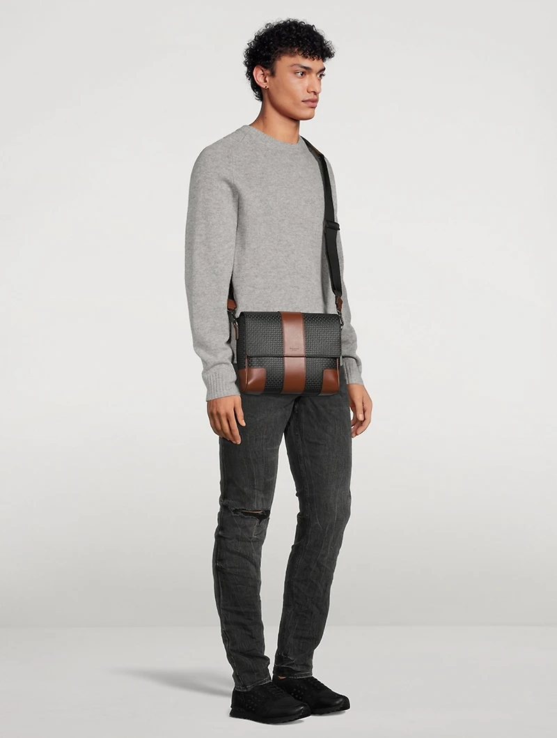 Stepan 72 Flap Messenger Bag