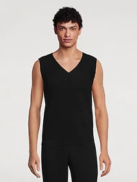 Basics Pleated Vest