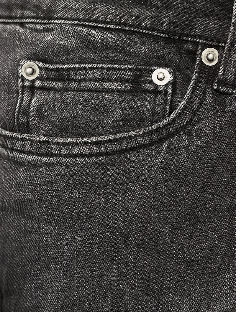Chitch Streets Slim Tapered Jeans
