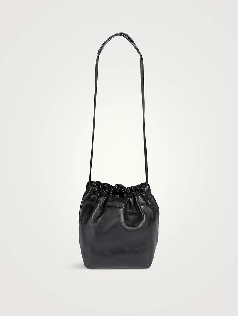 Sac seau Dumpling en cuir