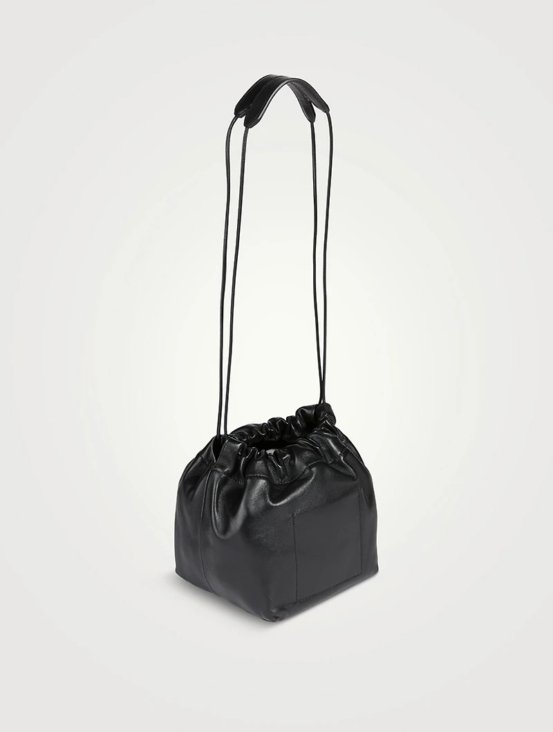 Sac seau Dumpling en cuir