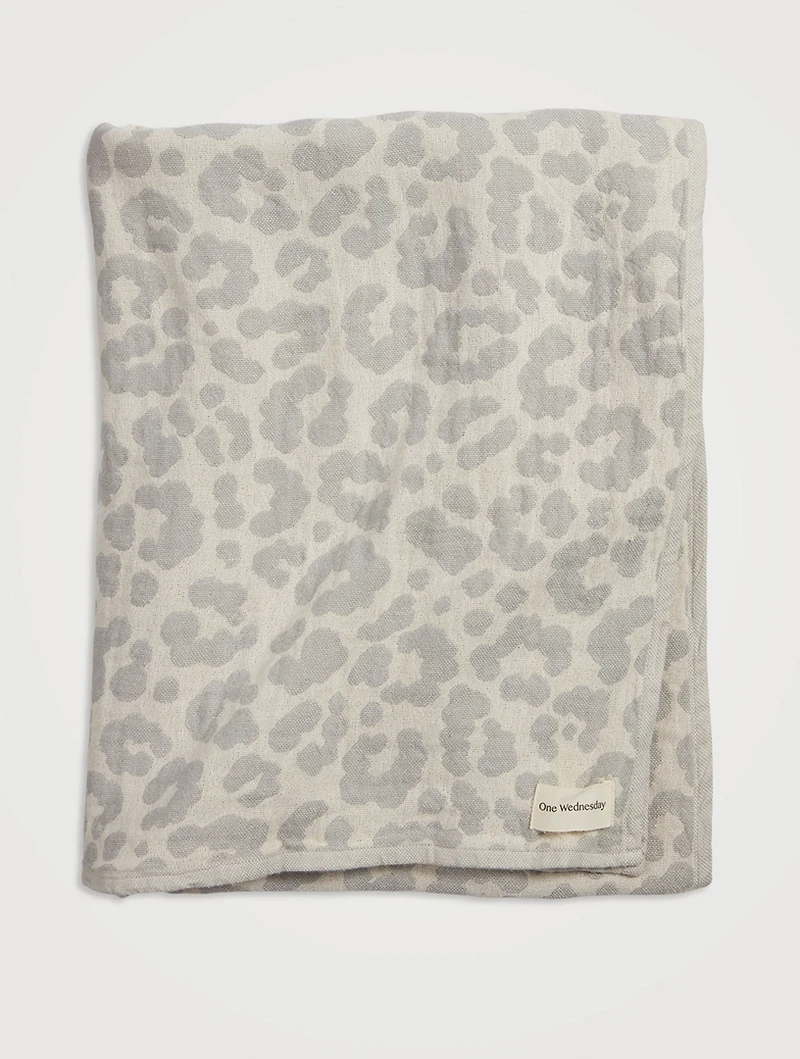 Universal Throw-Grey Leopard