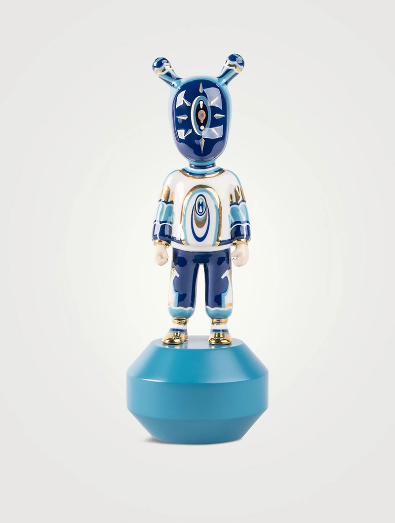 Guest By Kzeng Jiang Figurine - Little