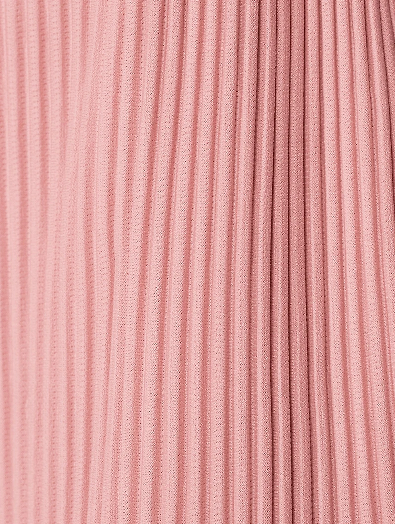 MC April Slim-Fit Pants