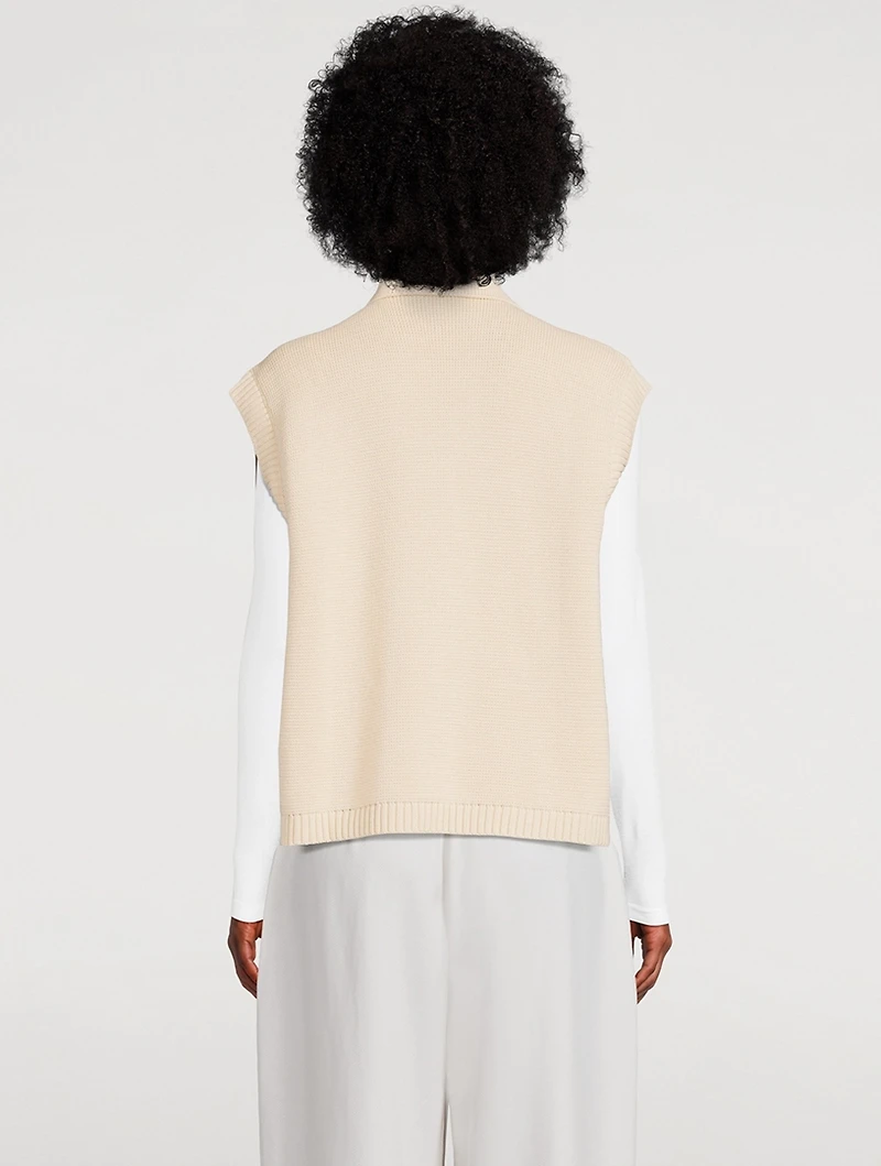Fine Knit Buttoned Vest