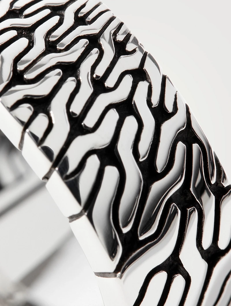 Radial Band Ring