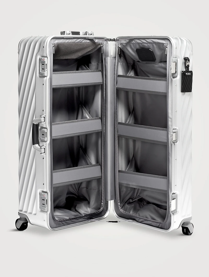 19 Degree Aluminum Rolling Trunk