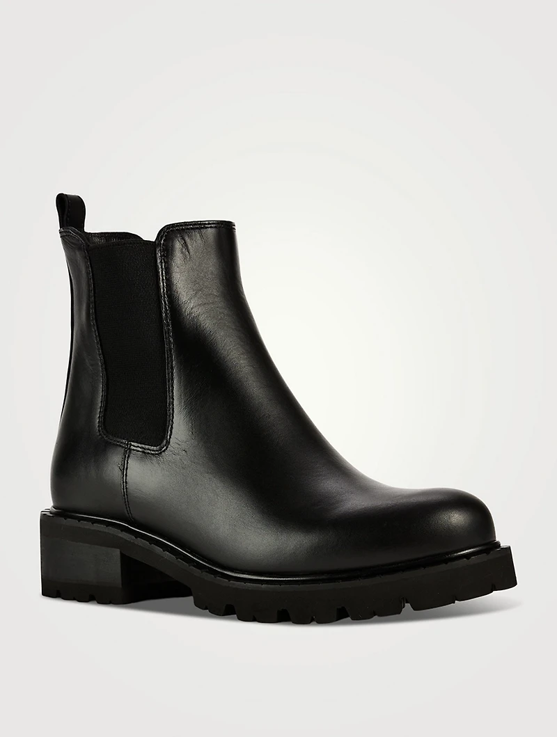 Colin Leather Chelsea Boots