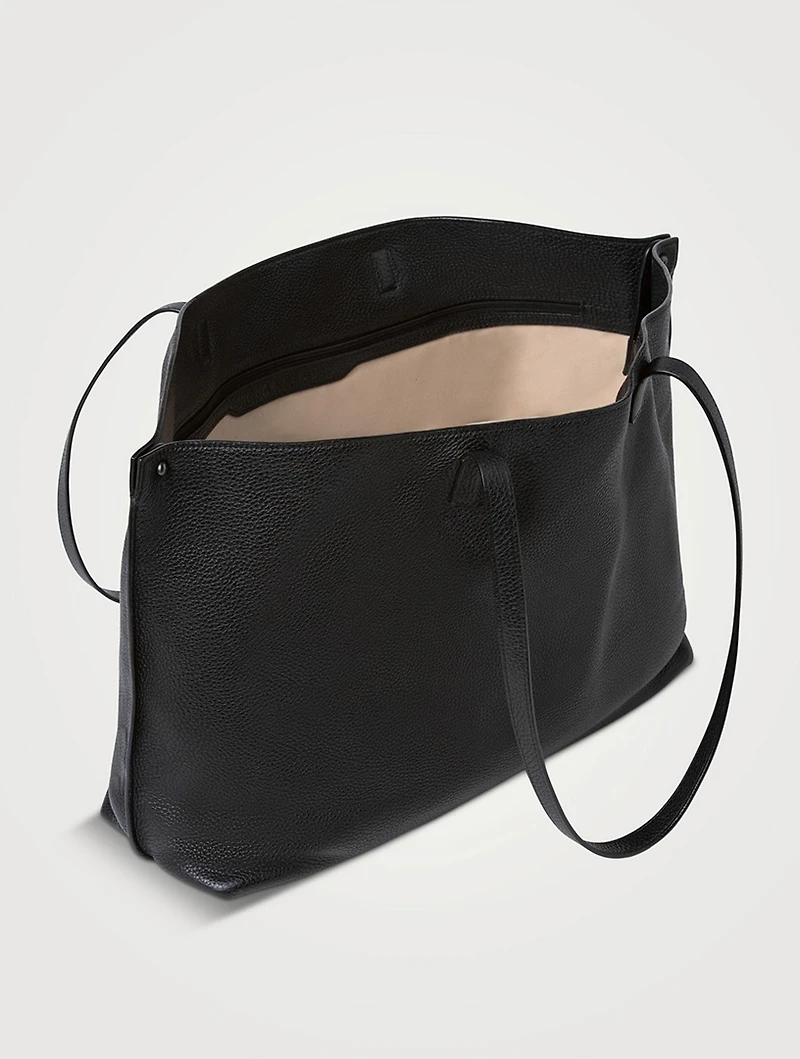 Medium Ai Leather Shoulder Bag