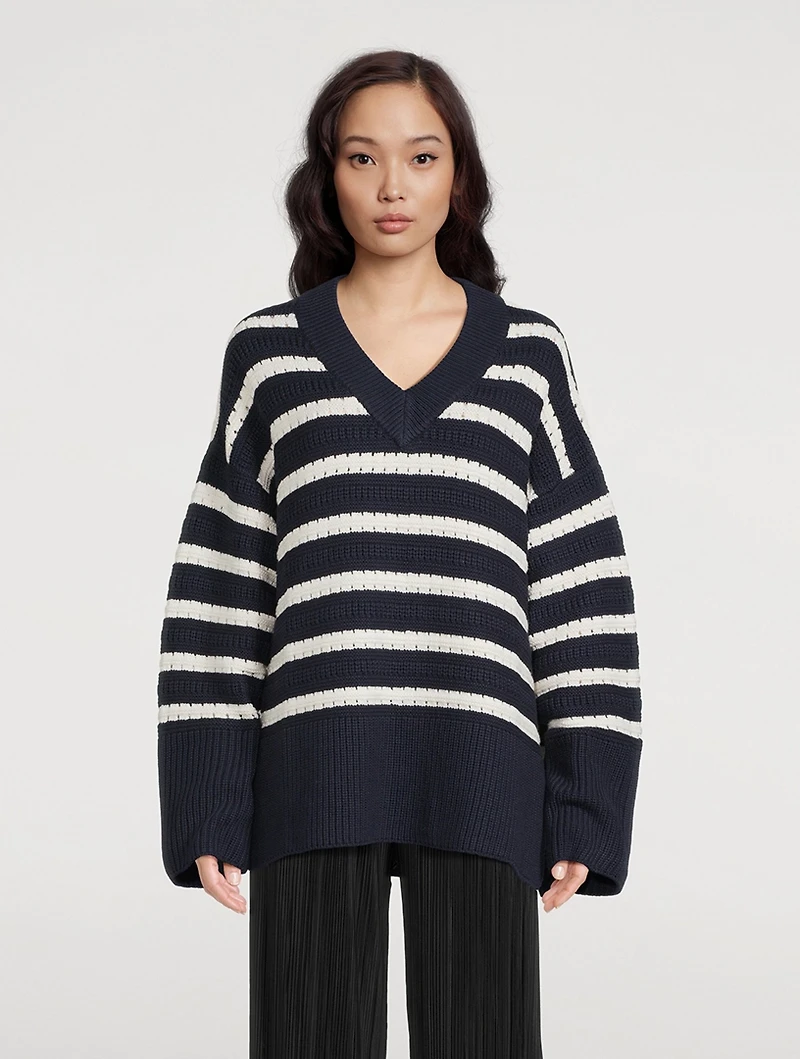 Raili V-Neck Sweater