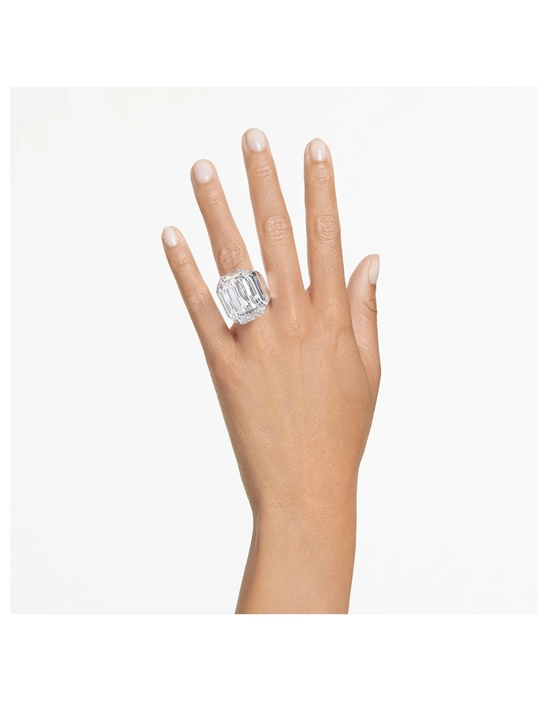 Lucent Cocktail Ring
